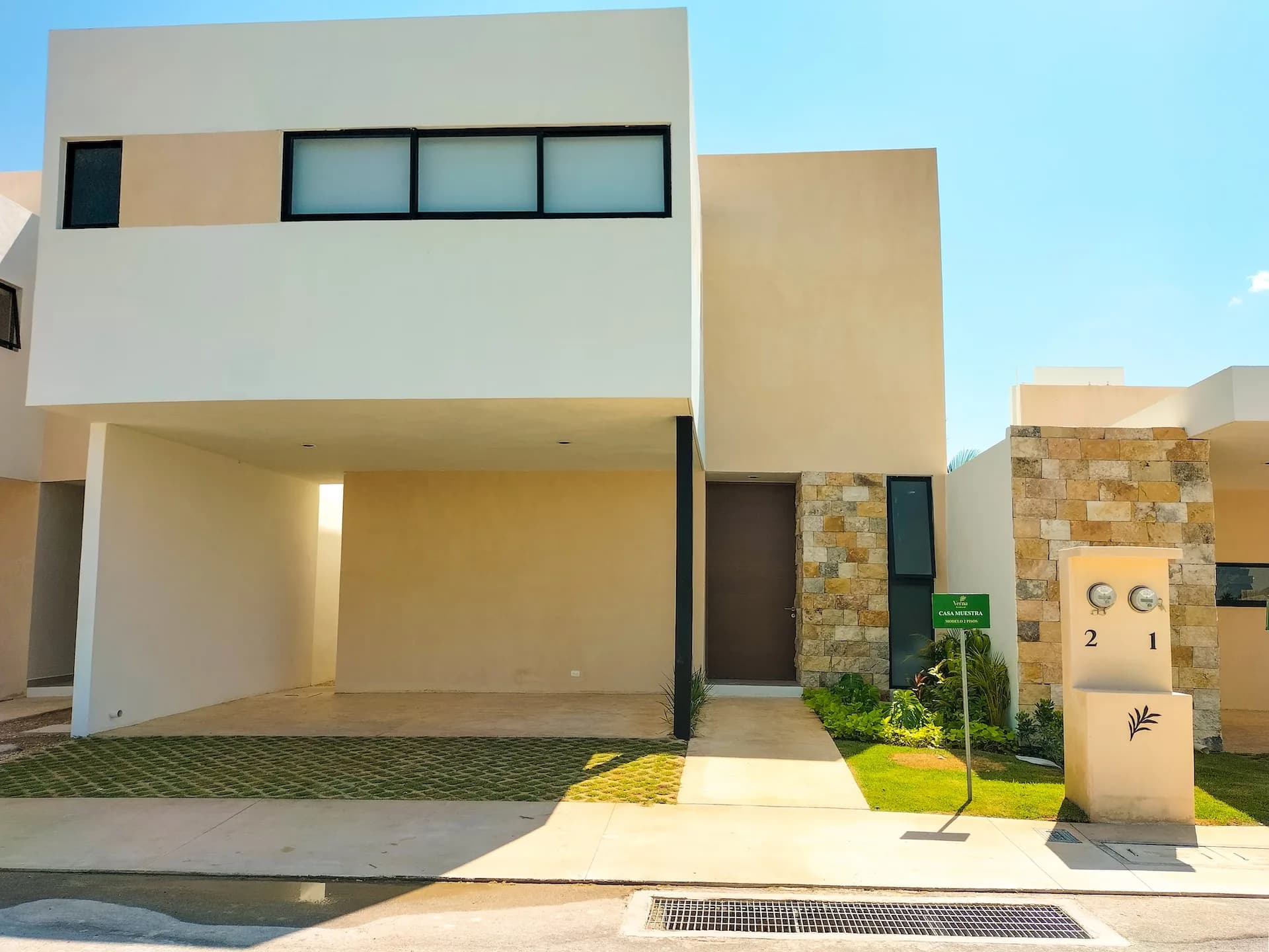 Modelo 230